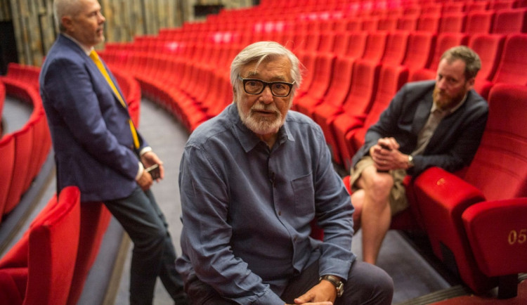 Karlovarský filmový festival bude až v srpnu, pořadatelé věří že se situace do té doby zlepší