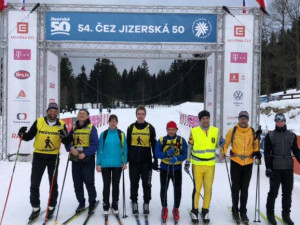 Třetina startovného na Virtuální ČEZ SkiTour vybaví díky Hervisu na zimu nevidomé účastníky