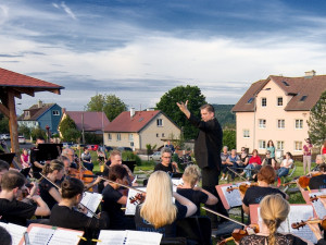 Symfonici připravují další „Tour de sídliště“
