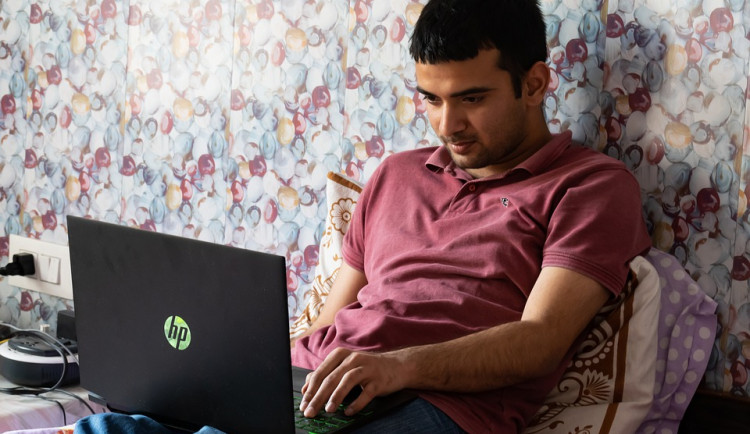 Postoj k práci z domova se radikalizuje. Třetině lidí nevyhovuje