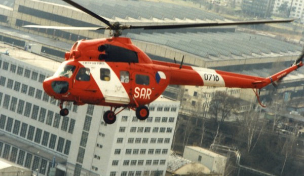 Armádní letečtí záchranáři slaví kulatiny, pacientům pomáhají už 30 let