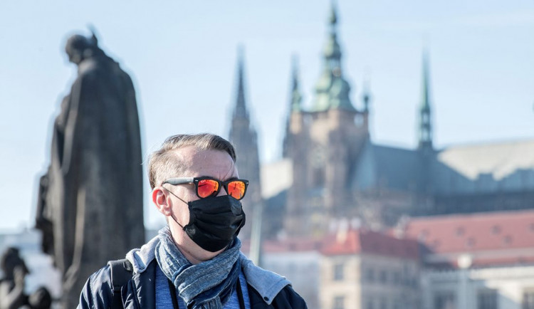 Dnes se otevírají kadeřnictví. V Praze a v dalších krajích také památky a muzea