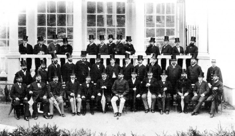 Západočeský symfonický orchestr ve složení z let 1882 -1895