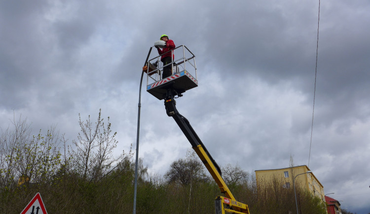 V Karlových Varech vymění zhruba tři sta vodíkových svítidel za moderní LED světla