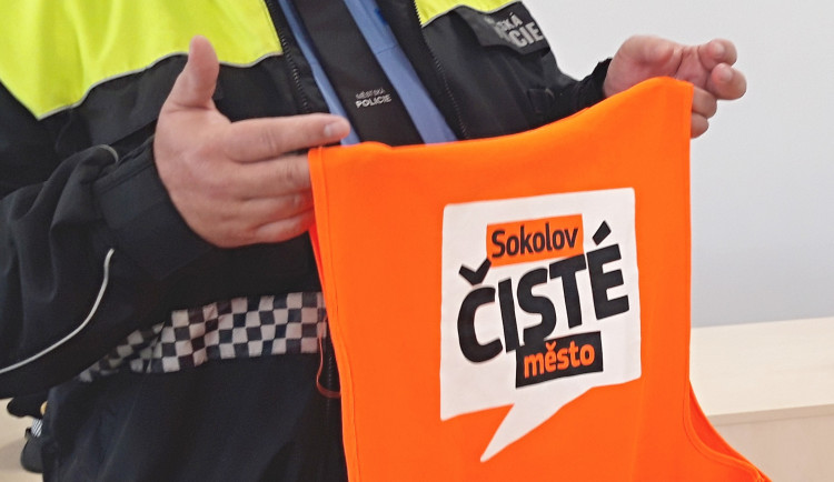 Radnice se vrací k projektu Čisté město, hledá pracovníky na úklid