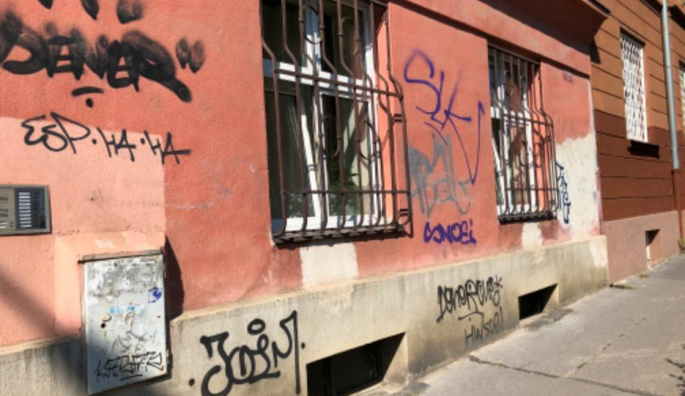 S odstraňováním nelegálního graffiti pomůže Praze nová aplikace