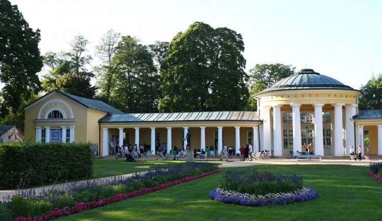 Spolek Švihák chystá v Mariánských Lázních Hudební ozdravnou kúru