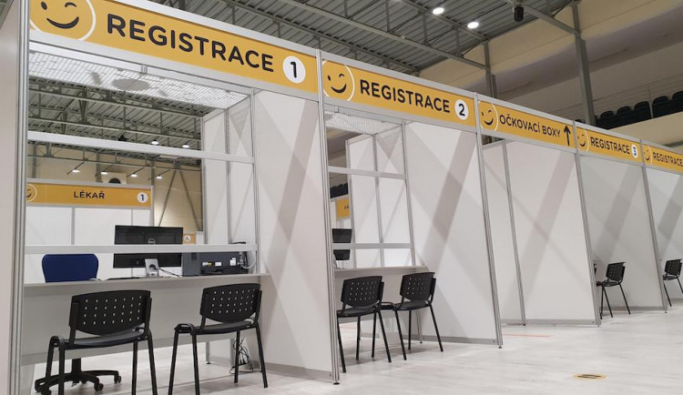 Velkokapacitní očkovací centrum v Krumlově skončilo. Zájemci musí do nemocnice