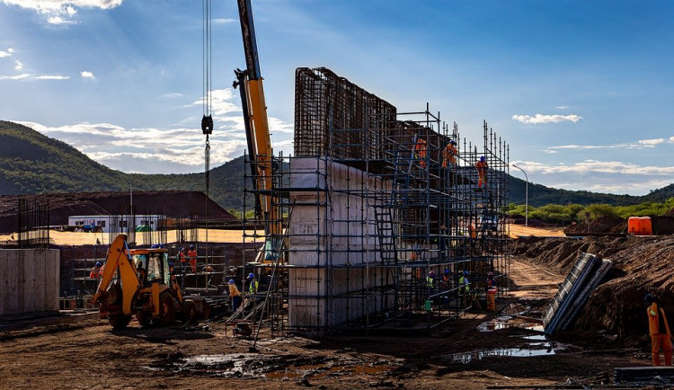 Zdražování staveb se dotýká i veřejných zakázek v Karlovarském kraji