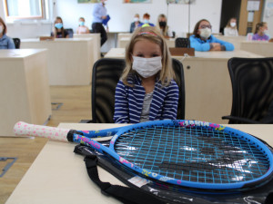 Stříbrná olympionička Vondroušová dostala plaketu města v rodném Sokolově