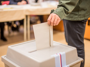 V Karlovarském kraji podalo kandidátku 17 subjektů, méně než v roce 2017