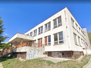 Cheb nabídne bývalý kulturní dům na Zlatém vrchu k využití školám