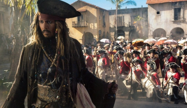 Na karlovarský festival přijedou herci Johnny Depp a Michael Caine