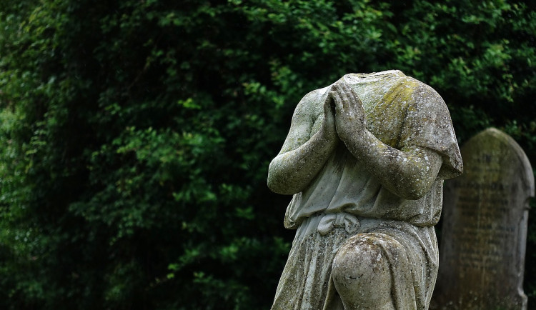 Chebská výstava ukáže, jak naši předkové prožívali smrt