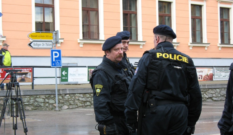 Instruktáž k policejnímu opatření.