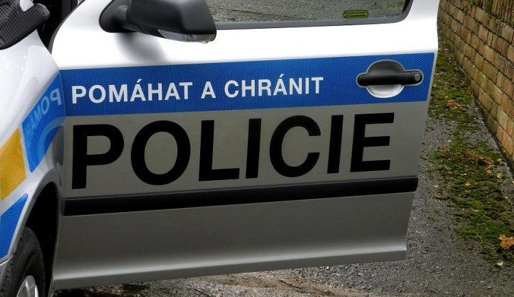 Krajští policisté odhalili šestnáct cizinců, kteří v ČR pobývali neoprávněně