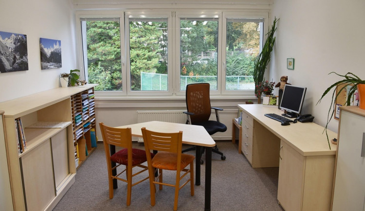 Liberecká poradna pomáhá dětem už půl století. Nyní se dočkala rekonstrukce