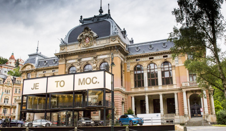 Nová fasáda Císařských lázní bude připomínat původní záměr architekta