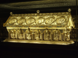 Unikátní objev: Na relikviáři sv. Maura je i mytický ropuší kámen