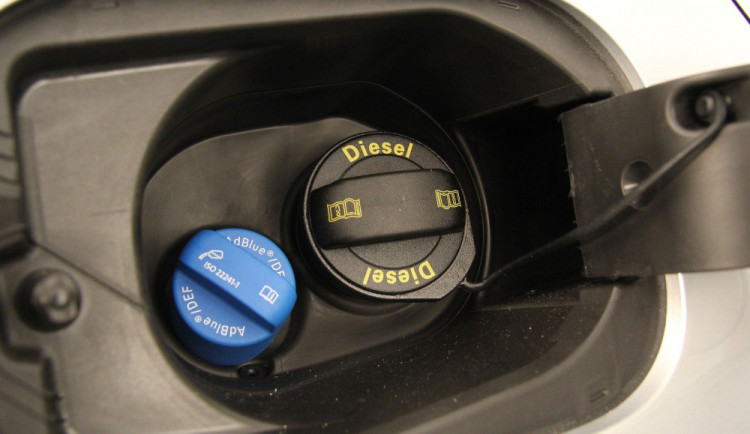 size4-16350060464343-152-nedostatek-adblue-ohrozuje-nakladni-dopravu-cena-raketove-vzrostla