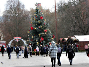 Města v Karlovarském kraji chystají omezení vánočních trhů