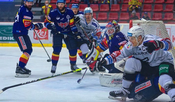 Výhru Energii přisoudil Vondráček hattrickem