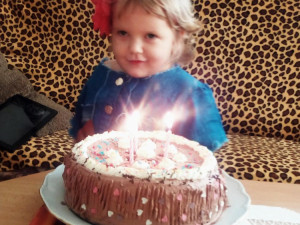 Čtyřletá Zlatuška překonala nádor mozku a chemoterapie. Kvůli němu ale ochrnula