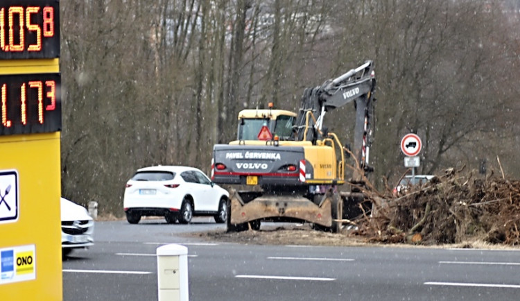 V Sokolově pokračuje stavba okružní křižovatky za 30 milionů korun