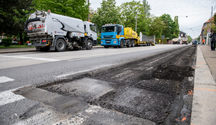 Sokolov opraví za 11,5 milionu korun komunikaci na Lidickém nábřeží