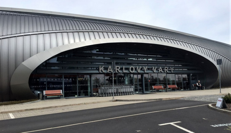 Karlovarské letiště nově povede Alice Justina Undus, nahradí Černého