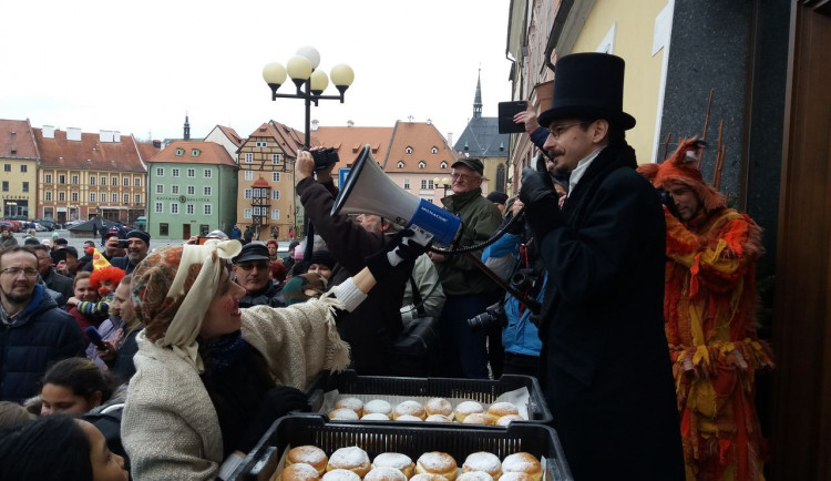 Cheb kvůli omikronu odpískal tradiční masopustní průvod
