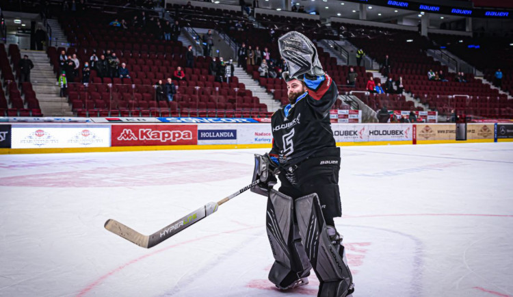 Brankář Novotný zamířil z Karlových Varů do Hradce Králové výměnou za Lukeše