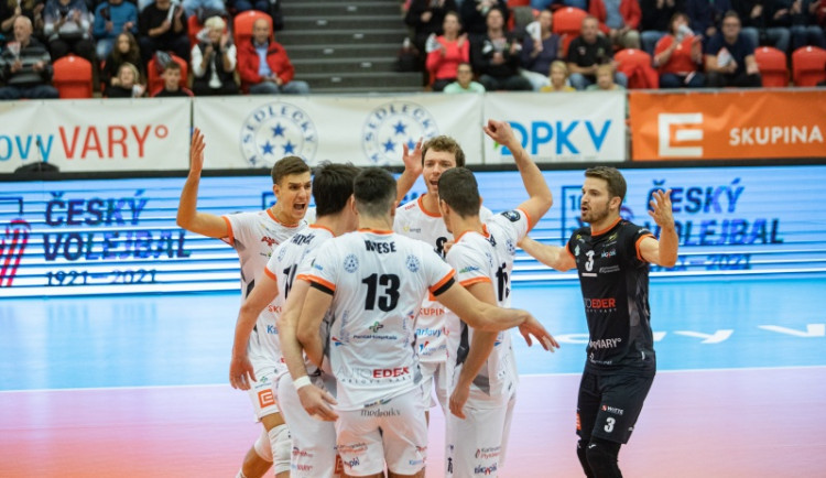 Volejbalisté Karlovarska podlehli Tours 1:3 a vypadli z Poháru CEV