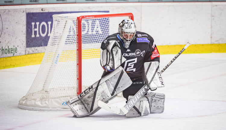 Hokejový brankář Habal prodloužil o dva roky smlouvu s Karlovými Vary