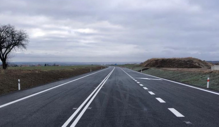 Karlovarský kraj chce letos dát na opravu silnic přes 700 milionů korun