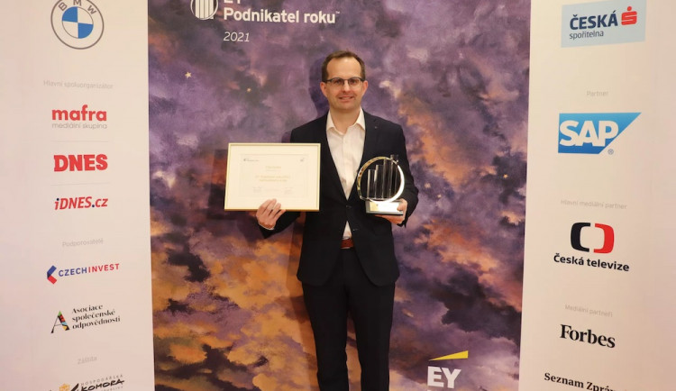 Podnikatelem roku Karlovarského kraje je Filip Dušek z Elroz Invest