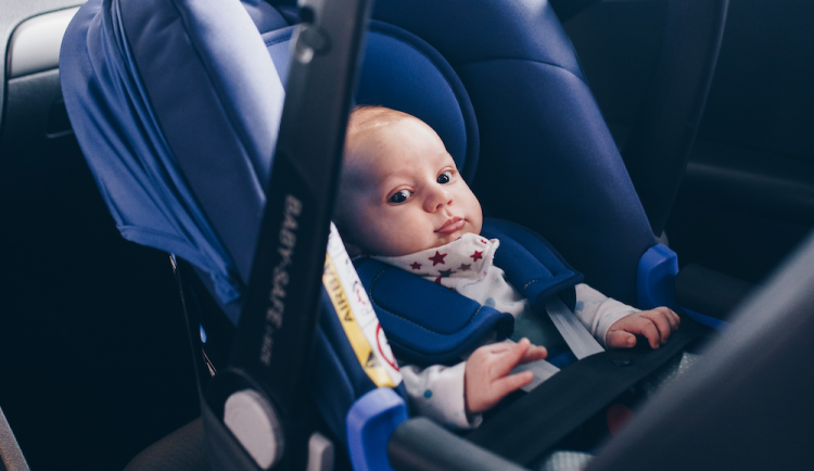 Při výběru autosedačky je rozhodující váha a výška dítěte