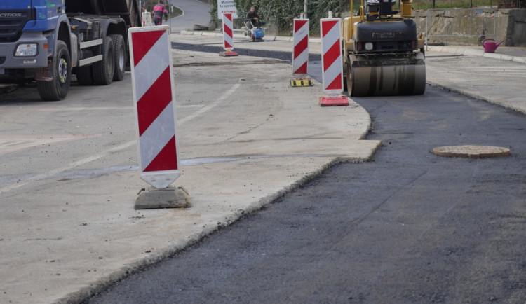 Sokolov chystá opravy dvou vozovek za 20 milionů korun, obyvatele čeká omezení