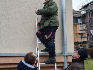 Moskevskou ulici v Karlových Varech aktivisté symbolicky změnili na Kyjevskou