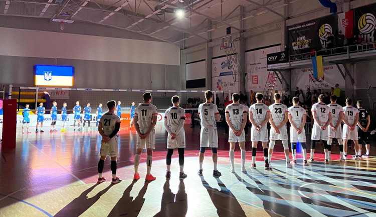 Karlovarsko podpořilo Ukrajinu a po zklamání z poháru vede extraligu.