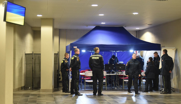 Do karlovarského centra zamířila i Ukrajinka Irena, před útoky utekla se synem