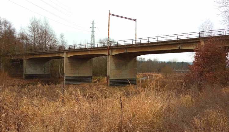 Oprava druhého Antonínského mostu na Sokolovsku dočasně omezí provoz