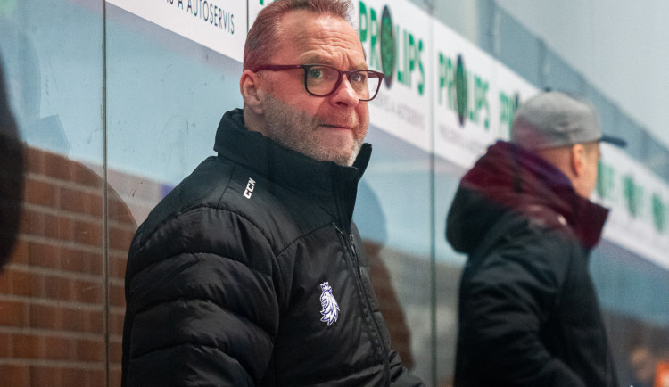 Novým trenérem karlovarských hokejistů bude David Bruk. Doplní ho Skuhravý a Grof