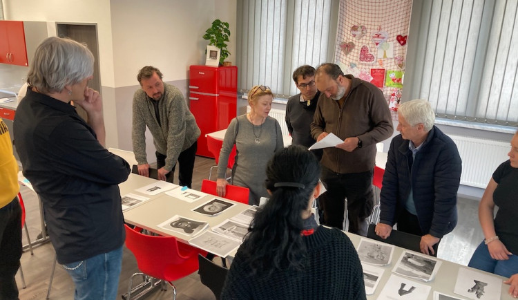 V Aši vybrali sedm umělců, kteří budou tvořit sochy při zářijovém sympoziu