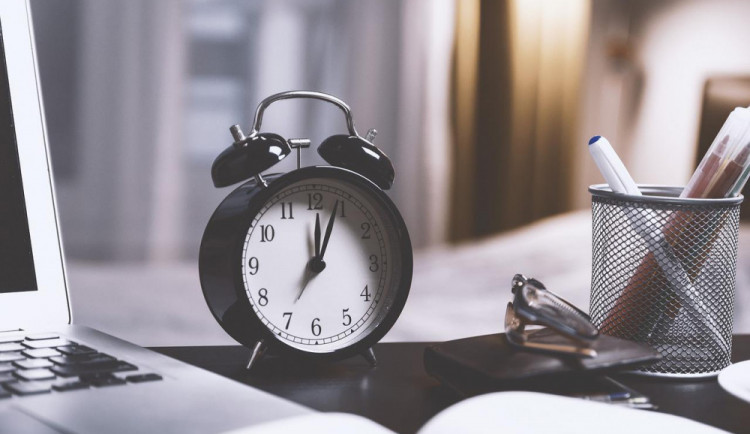 size4-16512552541114-152-anketa-30-dubna-1916-den-kdy-byl-v-nasi-zemi-v-praxi-poprve-zaveden-letni-cas