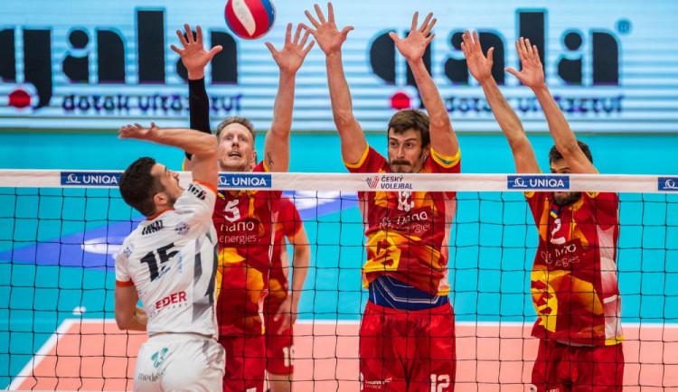 Pražští Lvi obhájce titulu nezaskočili a končí druzí. Zlato berou volejbalisté Karlovarska