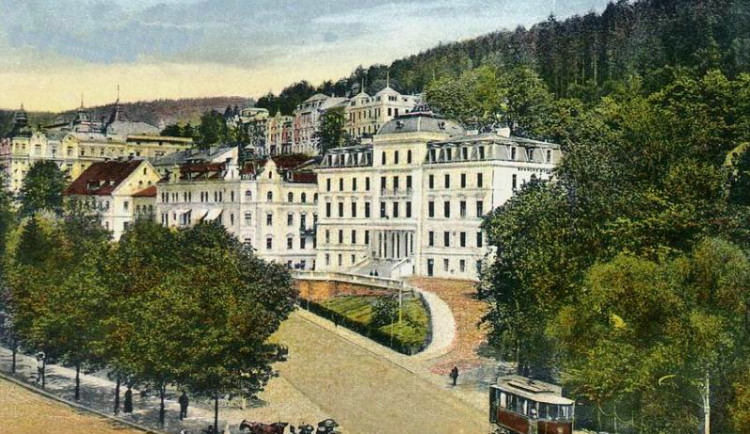 Před 120 lety začaly v Mariánských Lázních jezdit tramvaje