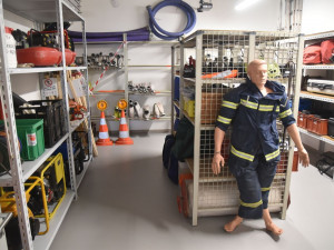 Chebští hasiči představili své nové prostory, přišly stovky lidí