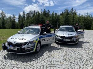 Co nabízí karlovarská policie a jaké jsou možnosti kariérního růstu u Policie České republiky