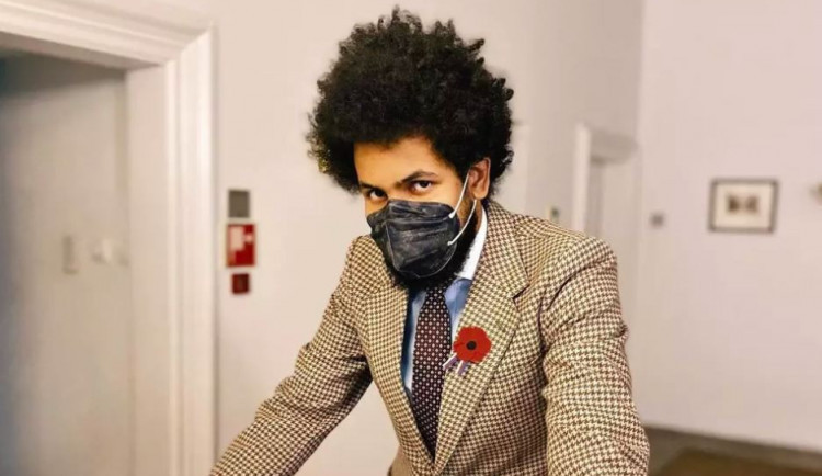 37ADD14B-4ADD-4CAD-B784-0600DB194C39